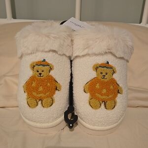 AE Pumpkin Teddy Bear Scuff Slipper